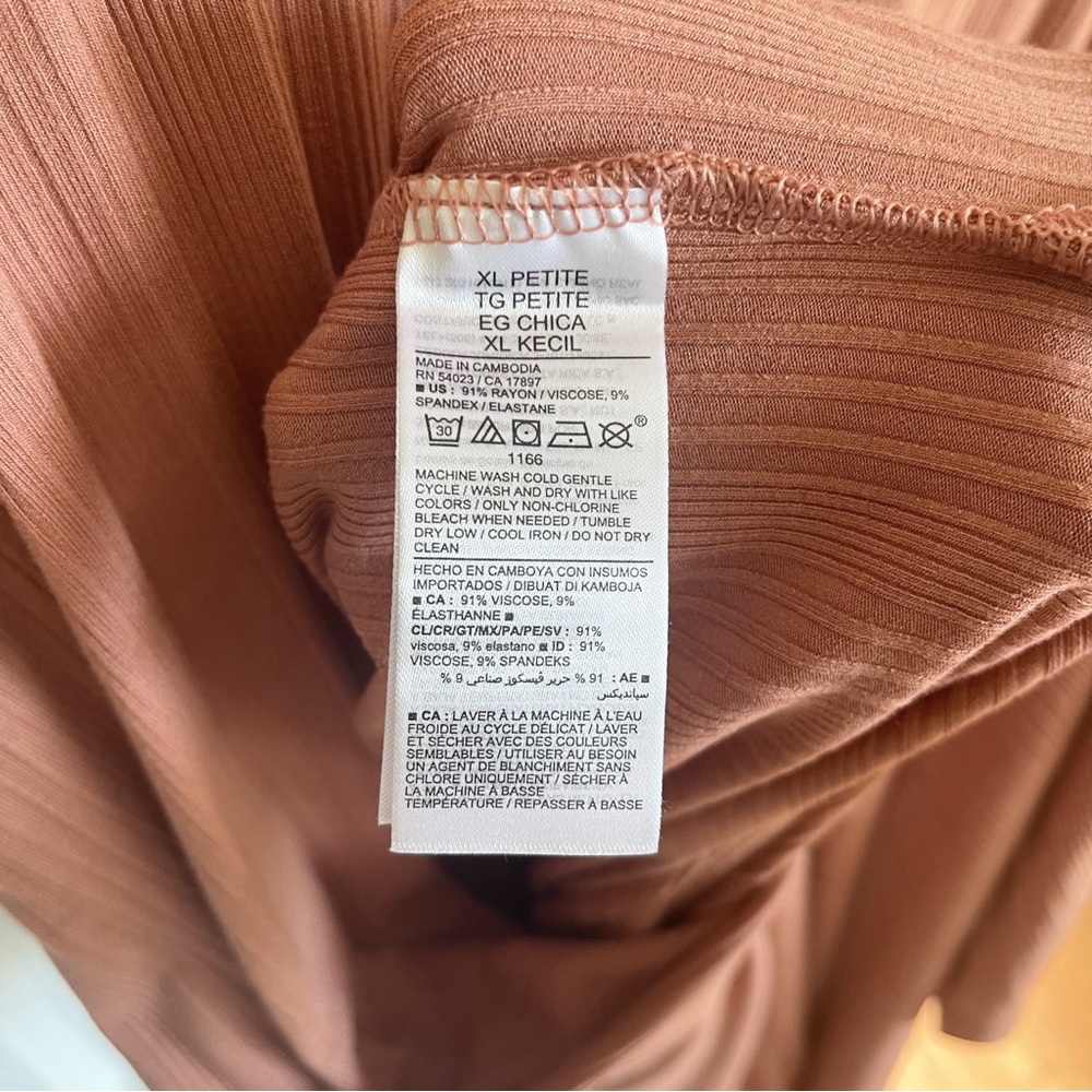 Old Navy Mauve Fitted Sleeveless Rib-Knit Midi Dress - Picture 9 of 9